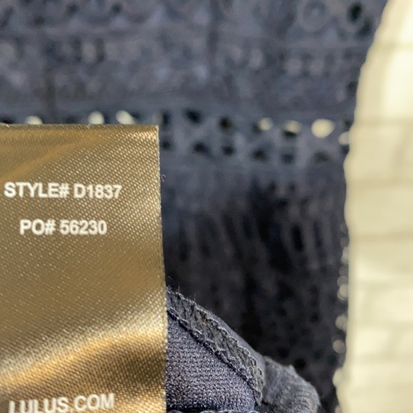 Lulu’s Sleeveless navy lace cut out dress size XL - Picture 11 of 11